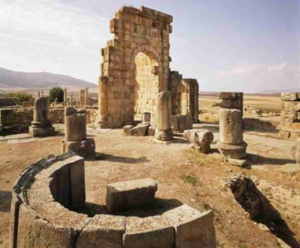 1874年，考古学家发现了瓦卢比利斯遗址