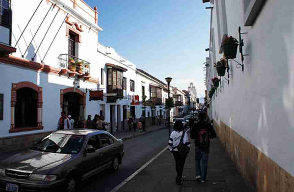 苏克雷古城的城市街景
